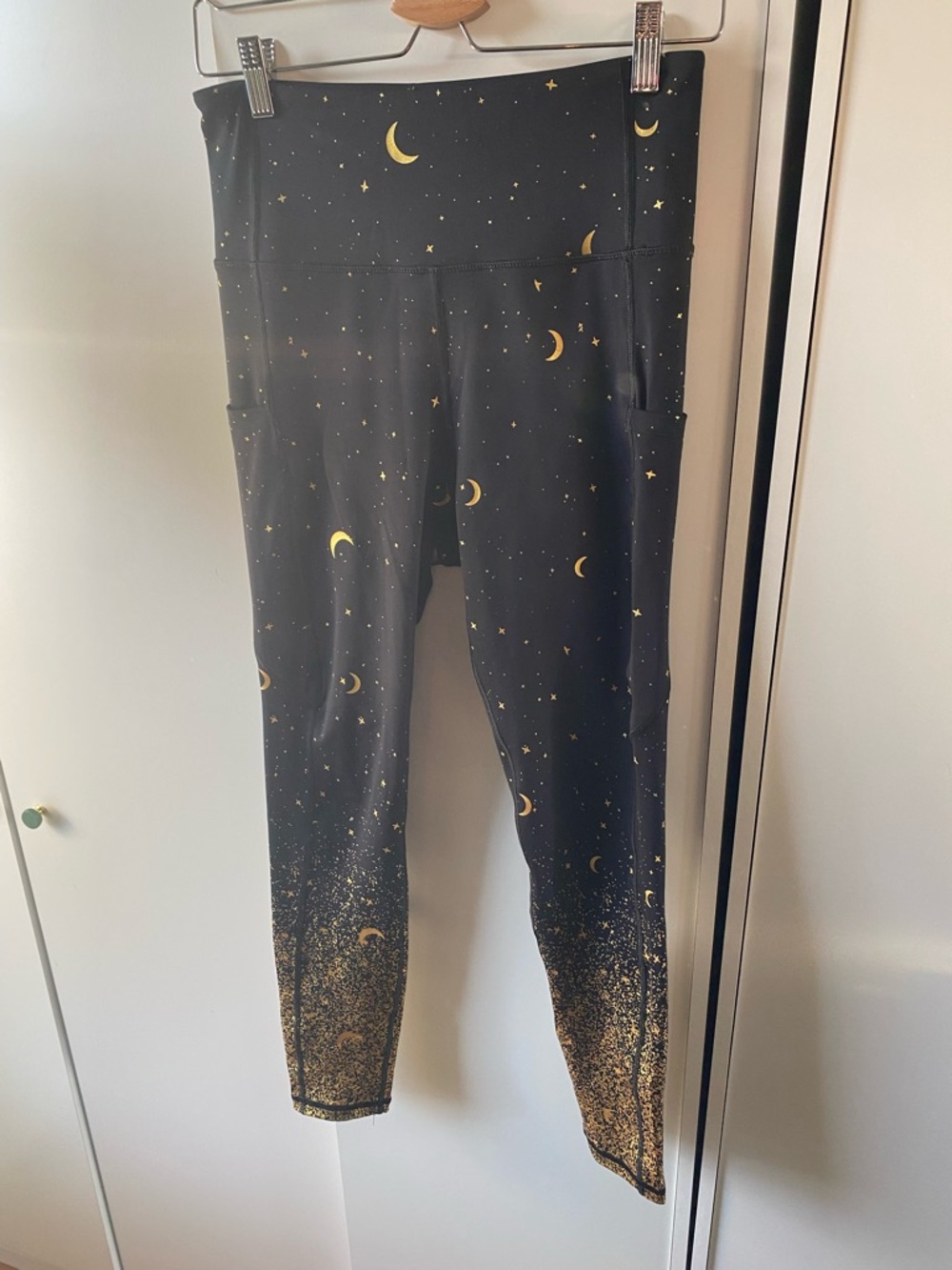 High-Rise Black Printed Leggings